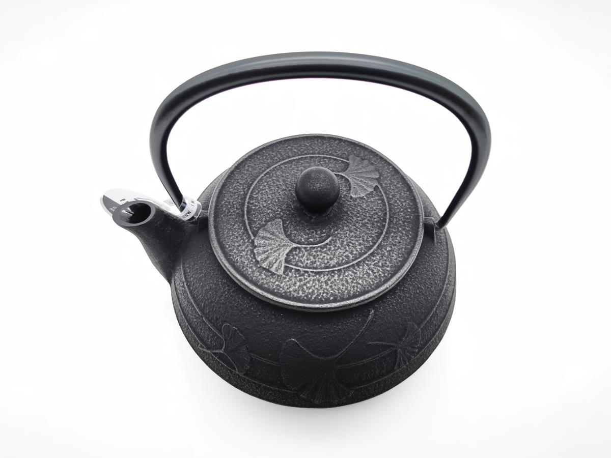 Teiera in ghisa Ginko Iwachu nera 650ml - immagine 3