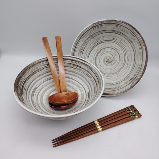 Set di due ciotole da ramen bianco/nero con spirali