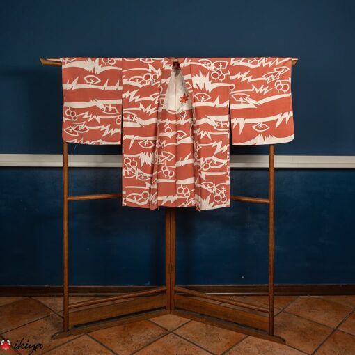 Haori da donna in seta rosa con motivo di paesaggio astratto
