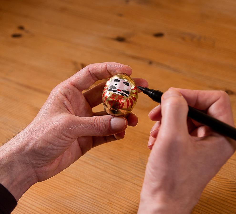 Daruma dorato 4,5cm - immagine 2