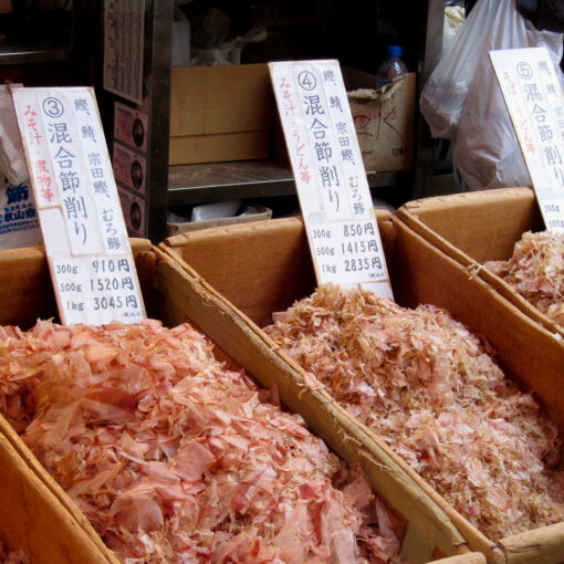Dashi e ingredienti per il brodo